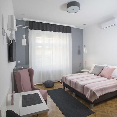 Dom Apartman แซแก็ด ภายนอก รูปภาพ